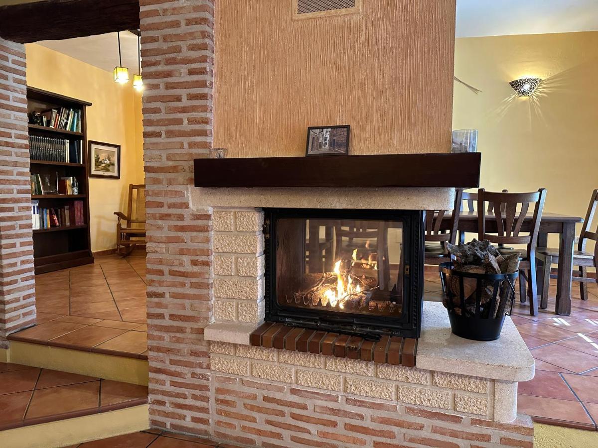 Casa Rural La Posada De Santa Teresa Пастрана Екстериор снимка